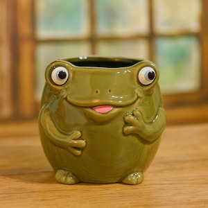 Vintage Ceramic Frog Planter, Handmade Frog Flower Pot, Green Frog Garden Pot,  Container For Plants, Cute Frog Holder For Desk, Frog Decor