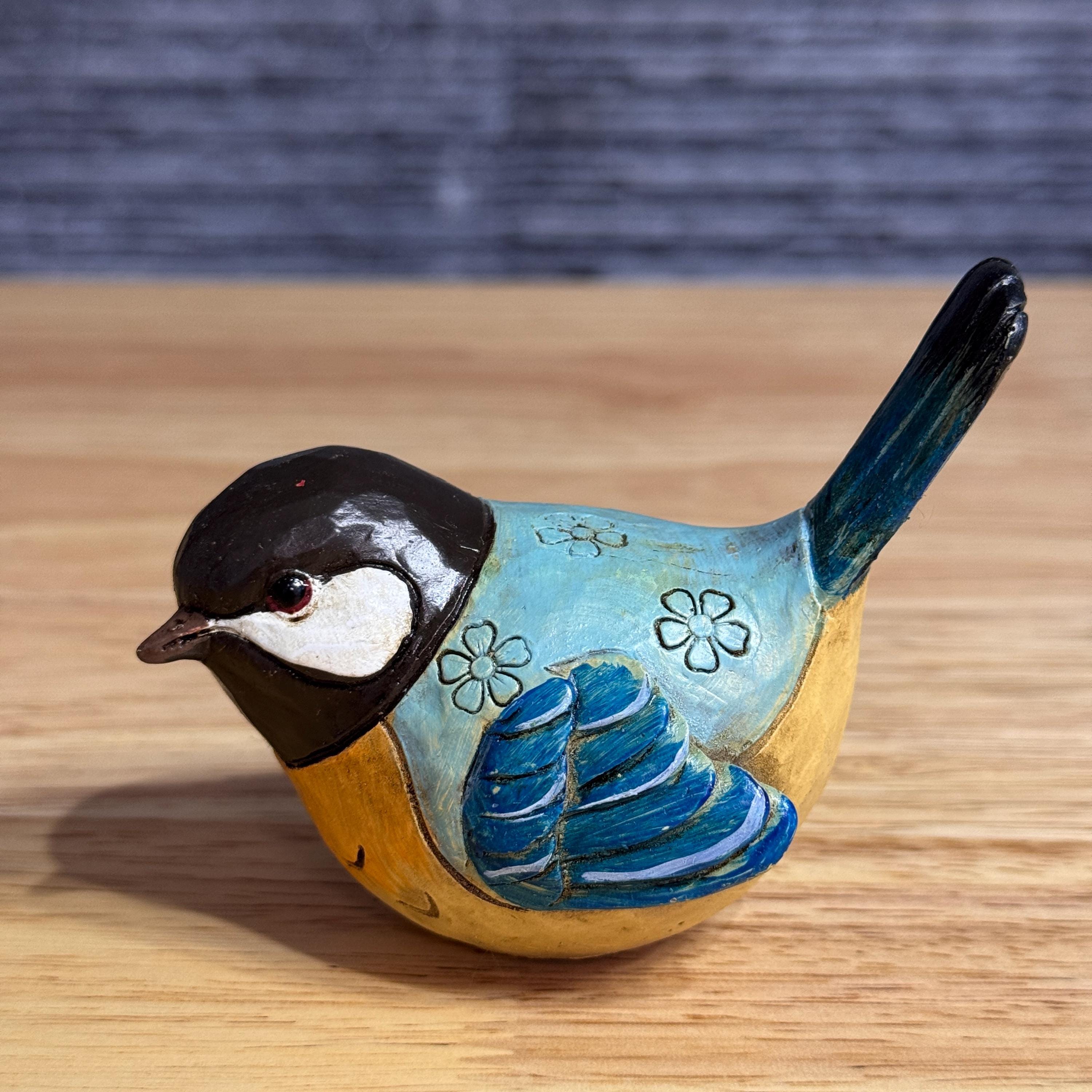 【Italy Design】birdアートデザイン　マルチカラー　ワンピース Hand Painted Birds, Spring Garden Decor, Italian Sparrow Figurines