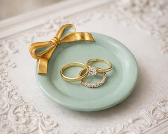Vintage bague en céramique plat porte-bijoux bol 4'' shabby chic plateau à bijoux bijoux faits main plat bibelot noeud assiette France des années 1980 vanity decor