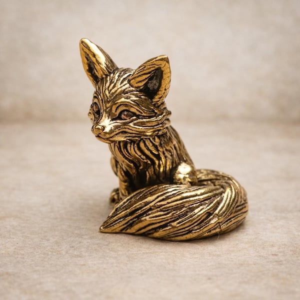 Vintage Metal Fox Figurine, Handmade British Fox Sculpture, Mini Brass Style Animal Decor, 1.5 Inch Collectible Fox Gift Present UK tabletop