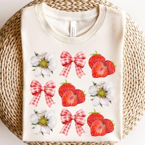 Fraise Coquette PNG, Cottagecore fraise Floral PNG chemise Design, fichier de sublimation PNG esthétique fruits vintage, clipart cuisine rustique