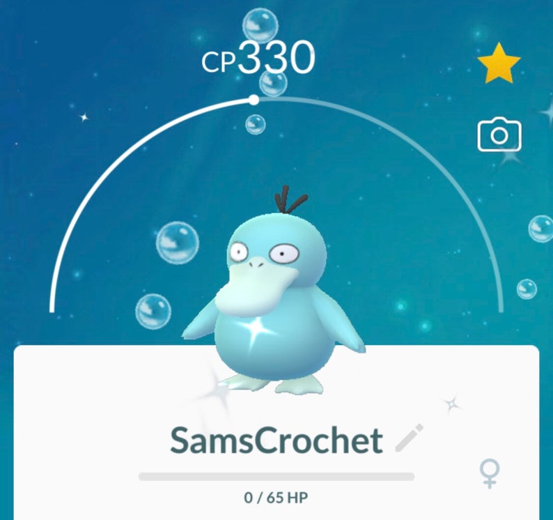 K&ouml;nnte beinhalten: Ein blauer und wei&szlig;er Pok&eacute;mon-Charakter mit einem gro&szlig;en Schnabel und einem Stern auf der Brust. Der Charakter hei&szlig;t "SamsCrochet" und hat einen KP von 330. Der Charakter hat 0 von 65 KP.