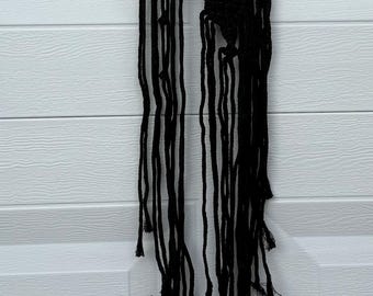 Macramé Crescent Moon Wall Hanging - Handmade Boho Decor