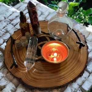 Handmade Altar Tray with Triquetra print/11&quot;diameter/Natural Wood/vinyl&UV resin/Pagan Wiccan Ritual Decor/Celtic Spiritual Gift/Witchcraft