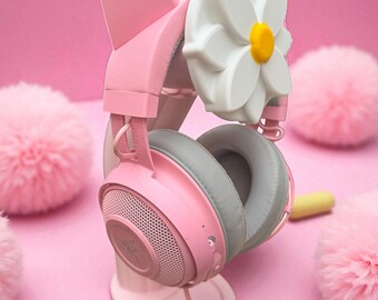 Matte Pink Flower Headphone Stand – Kawaii Gamer Girl Desk Accessory with Trinket Dish