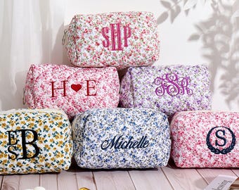 Personalized Floral Makeup Bag, Embroidered Name for Bridesmaid Makeup Bag, Custom Cotton Cosmetic Bag, Gift for Her, Bachelorette, Birthday