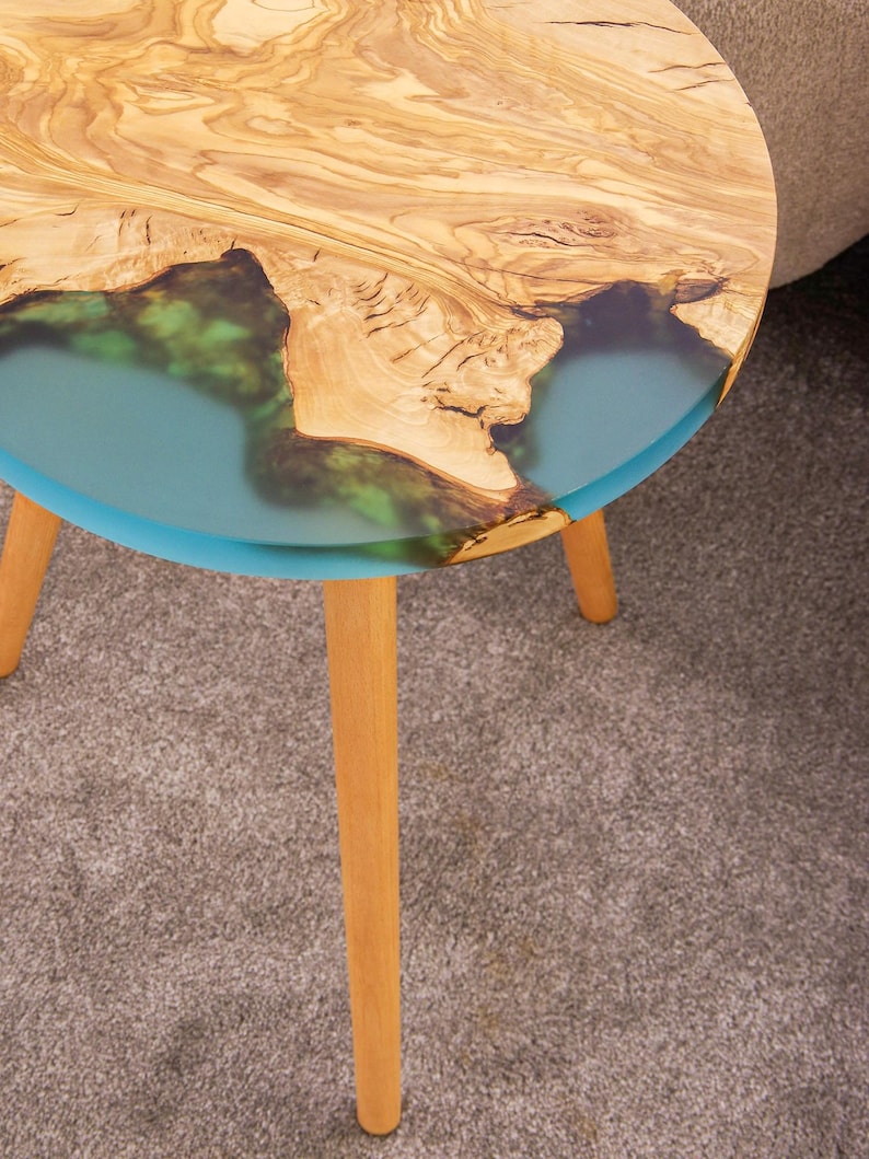 Ocean Epoxy Coffee Table Made of Olive Wood: Personalized Round Blue River Epoxy Resin Side Table Lagoon Blue