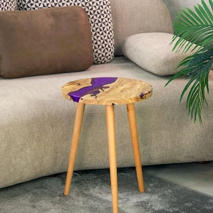 Ocean Epoxy Coffee Table Made of Olive Wood: Personalized Round Blue River Epoxy Resin Side Table Pearl Purple