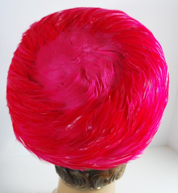 Vintage 1960s Hot Pink Feathered Womens Pillbox H… - image 5