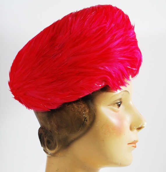 Vintage 1960s Hot Pink Feathered Womens Pillbox H… - image 3