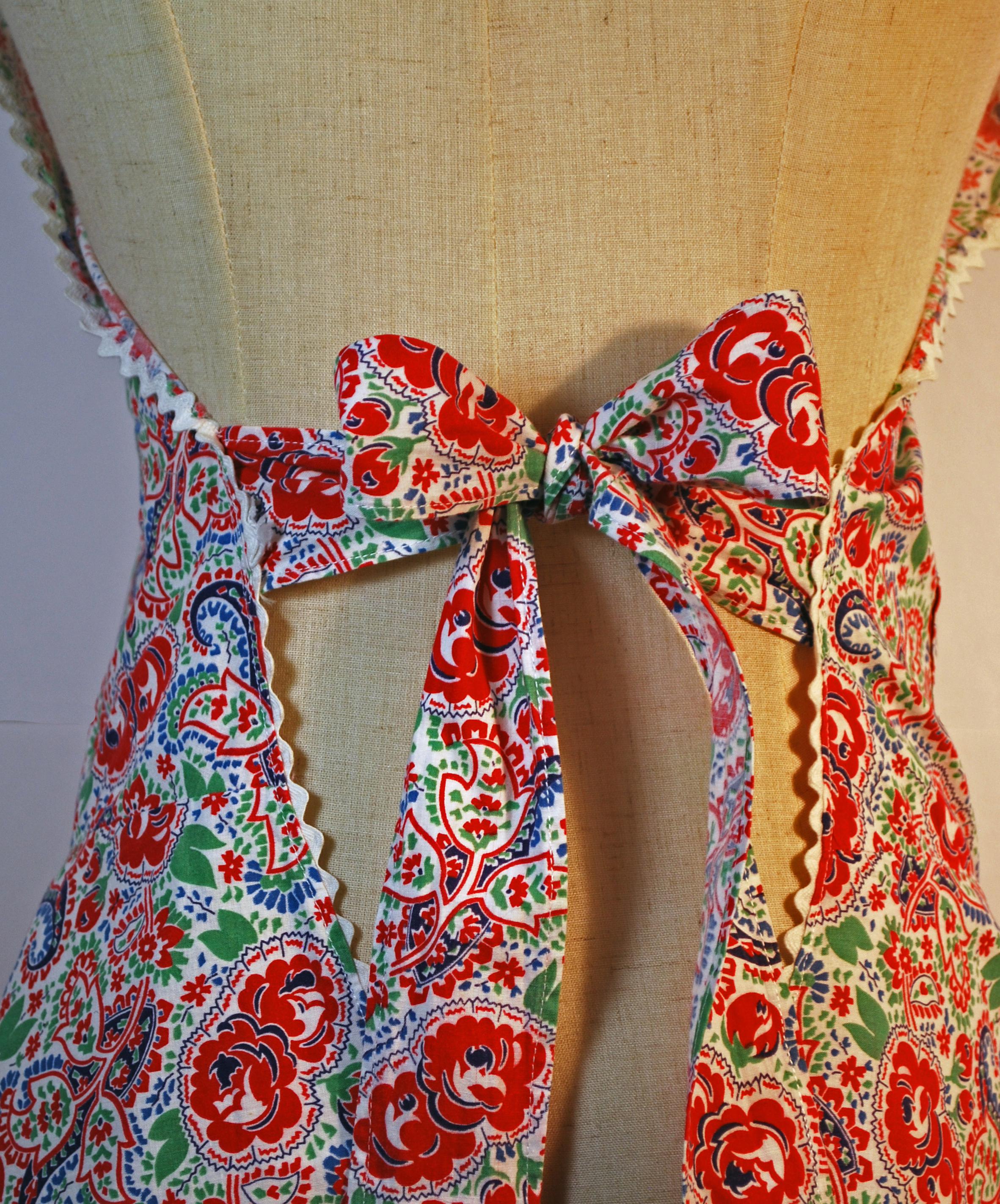 ヴィンテージ花柄エプロン、1940年代風ドレス - Etsy 日本