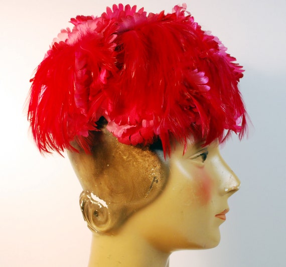 Feathers and Flowers Hot Pink 1960s Designer Hat/… - image 5