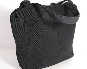 Sac à main vintage en corde noire / Vers les années 1940 / 2 poignées / Poches intérieures / Élégant / Guerre / Classique
