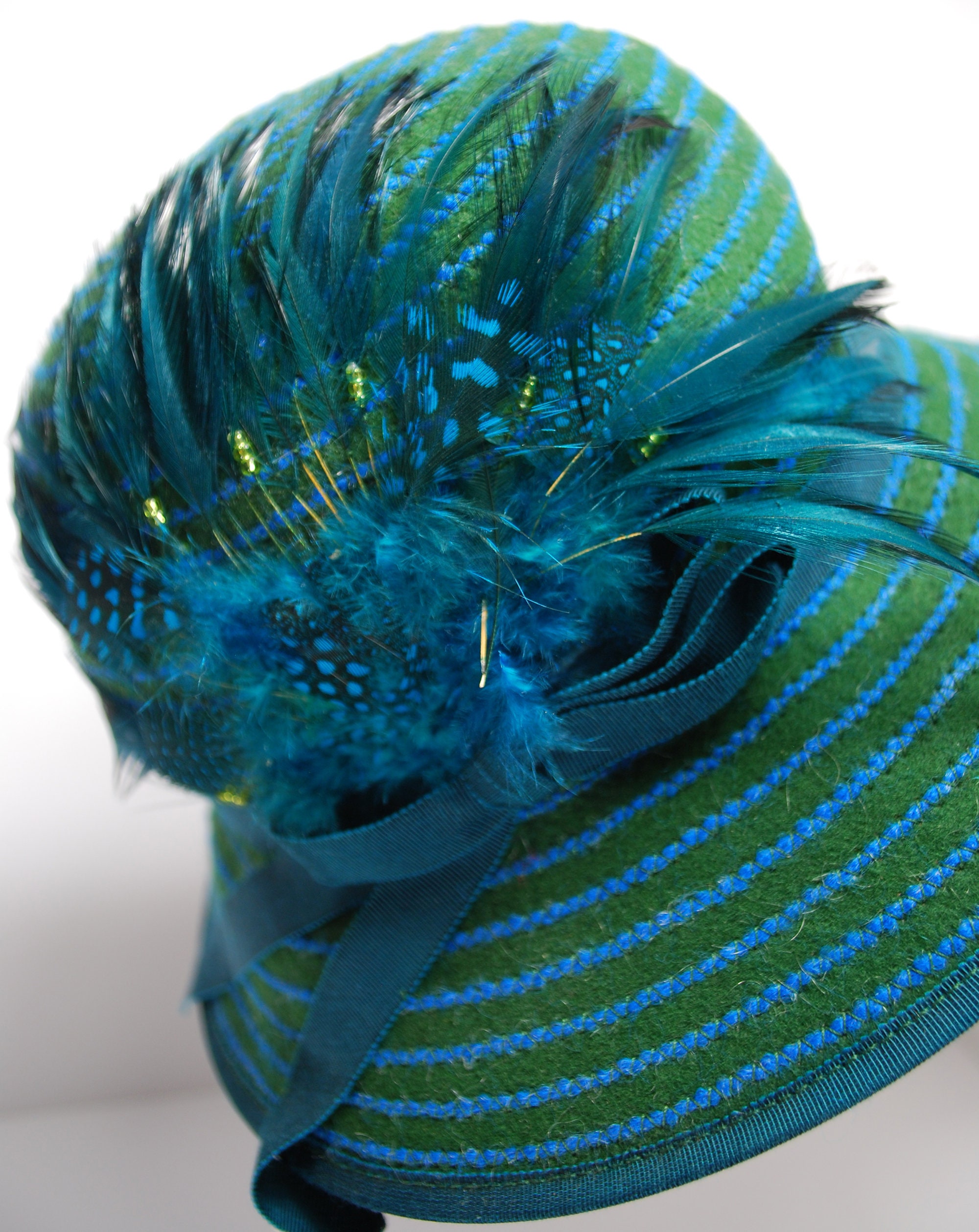 Vintage Designer Handmade Green and Blue Cicle Bucket Hat  display picture 2