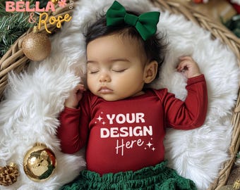 Kinder Weihnachtsmodell, roter Bodysuit Mockup, Kaninchenfelle 4411 Mockup, Säugling Bodysuit Mockup, Latein Baby Mockup, Baby Bodysuit Mockup.
