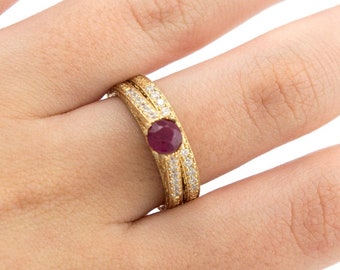 Ruby Solitaire and Diamonds Engagement Ring, Unique Wedding Rings Set, Bridal Rings Set, Vintage Wedding Set, 14k/18k Gold Engagement Ring