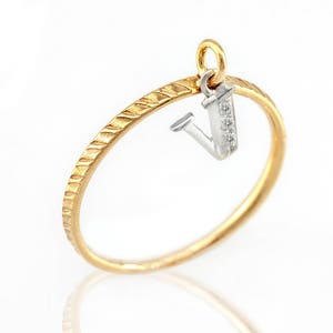 Anel pendurado, anel personalizado para mulheres, carta personalizada de diamantes, anel inicial dourado, anel de compromisso, anel delicado, anel de namorada.