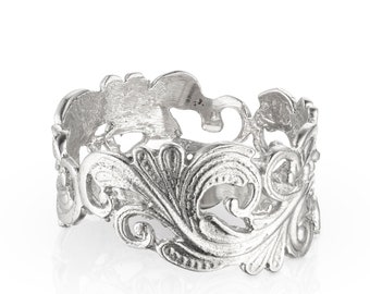 Sterling Silver Art Nouveau Ring, Vintage Style Band