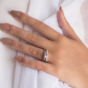Flower Engagement Ring, Vintage Engagement Ring, 14K 18K White Gold Diamond Engagement Ring, Unique Engagement Ring for Women. image 8