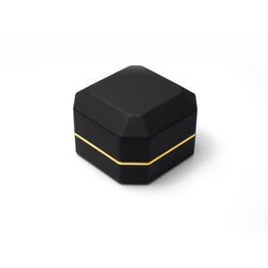 LED Lighted Velvet Ring Box, Engagement Proposal image 7