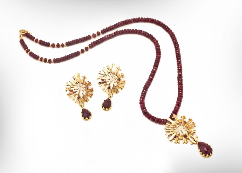 Max 63% OFF Luxury Jewelry Set for Women Necklace Gold Ruby#39;s and Atlanta Mall E