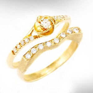 14k/18k Yellow Gold and Diamonds Engagement Ring, Unique Flower Engagement Ring for Women, Vintage Bridal Ring. image 9