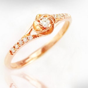 14k/18k Yellow Gold and Diamonds Engagement Ring, Unique Flower Engagement Ring for Women, Vintage Bridal Ring. image 5