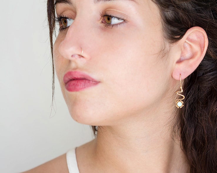 ティアドロップ型リング レディース シルバー925[品番：PENA0030692]｜アクセサリーショップPIENA（アクセサリーショップピエナ）の  レディースファッション通販｜SHOPLIST（ショップリスト） CiNily ティアドロップ レバーバック ダングルイヤリング レディース 低刺激性  ... CiNily レバーバック ダングルイヤリング レディース ガールズ 低刺激性 14Kゴールドメッキ ペンダントイヤリング スクエア