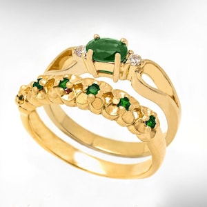 18k Gold Wedding rings set, Art Deco Vintage gemstone Rings, flower Emerald gemstones and Diamonds ring Set, Bridal Unique nature Rings Set,