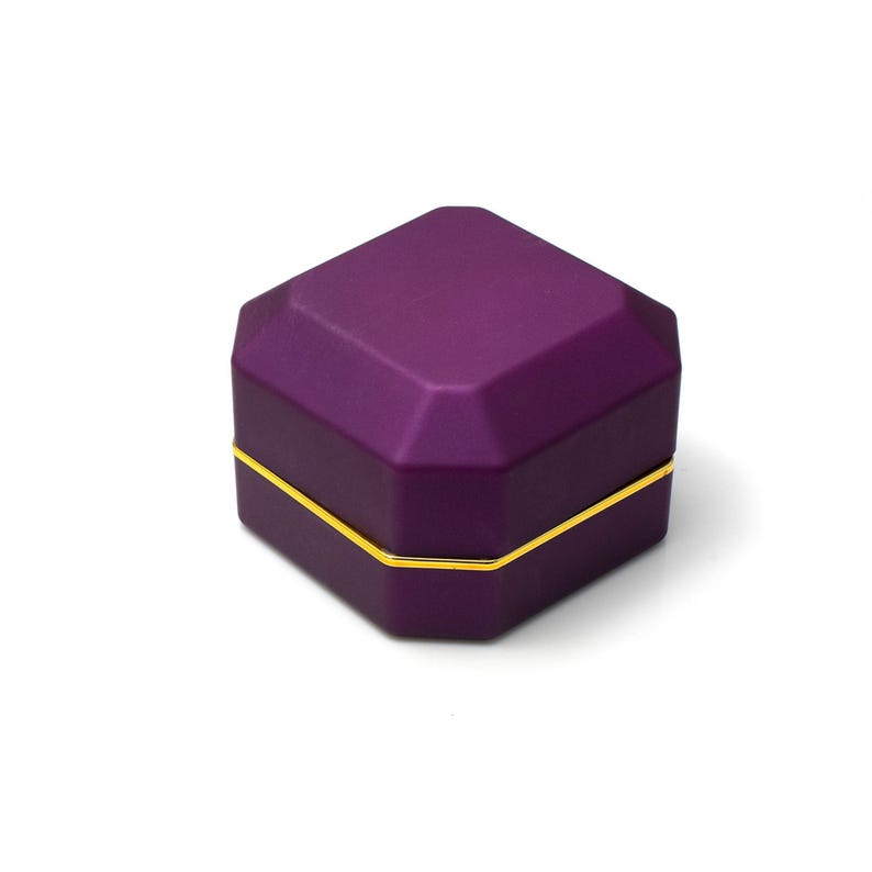LED Lighted Velvet Ring Box, Engagement Proposal image 6