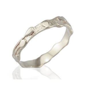 Handmade 14k White Gold Men&#39;s Wedding Band: Thin Textured Ring