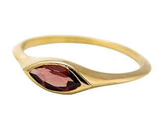 Anillo artesanal de turmalina rosa, plata de ley con baño de oro de 18k, piedra natal de octubre