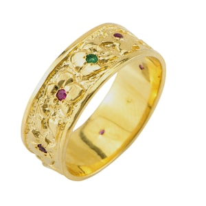 Vintage style Leaves wedding Band, Gold Women Floral wedding Ring, Bridal Nture Insired Ruby and Emerald  Ring