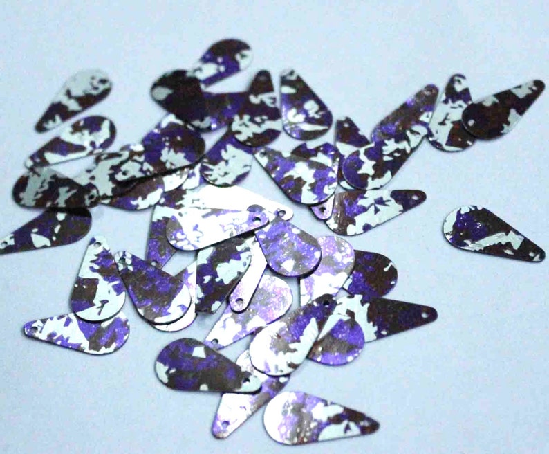 75 Tear Drop Shape Siver Purple Black Color Sequins Code POS377