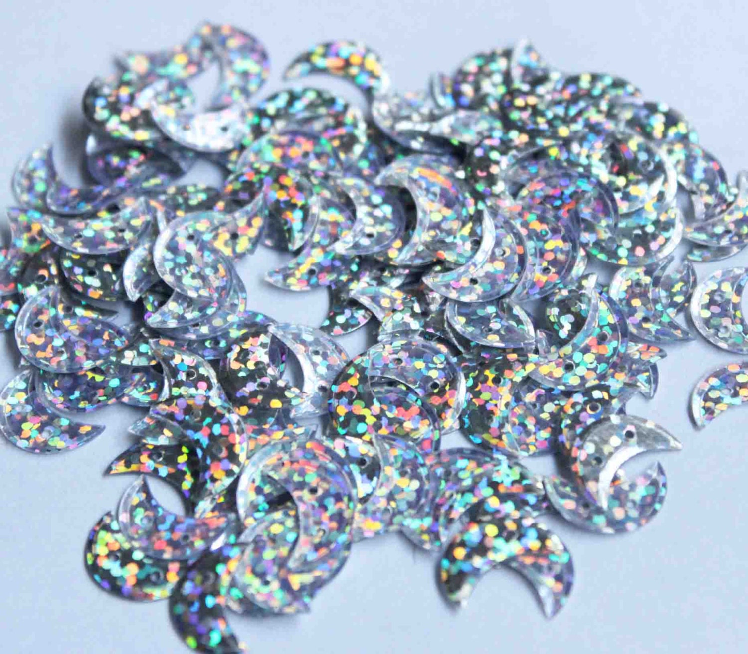 75 Tear Drop Shape Siver Purple Black Color Sequins Code POS377