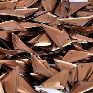 25 PALJETTERTRIANGEL.............metallisk guld/KBTS322