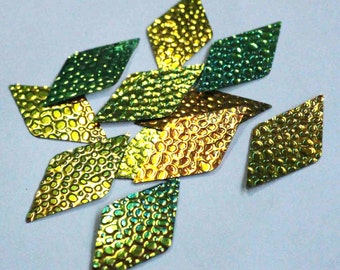 25 Metallic Polygon Diamond Shape Glittering Textured Orange Green Color Sequins / PPS523