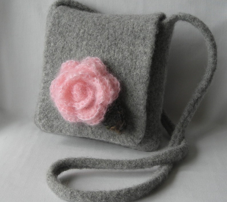 Felted Hipster Bags Knitting Pattern felted wool shoulder messenger bag purse two sizes women girls teen tutorial for fabric lining image 6