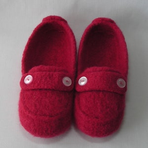 Knitting Pattern Women&#39;s Felted Wool Slippers, quick easy pattern for DIY  Birthday, Valentines gift, resell permission, BULKY weight yarn