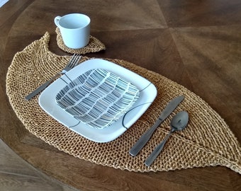 Knitting Pattern Leaf Placemat Mug mat - mid-century modern tabletop, home decor, housewarming gift, easy knit using bulky or worsted yarn
