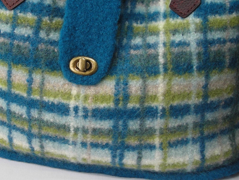 Knitting Pattern PDF Felted Wool Portland Plaid Bag purse handbag two sizes includes tutorial on making a fabric lining image 5