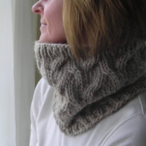 Bulky Knit Cowl Easy Quick Knitting Pattern Cable Neck Wrap DIY gift unisex scarf neckwarmer cozy very easy pattern for bulky yarn image 5