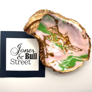 Hand-painted Oyster Shell Jewelry trinket Dish coastal home décor trinket Ring holder Unique birthday anniversary housewarming hostess gift