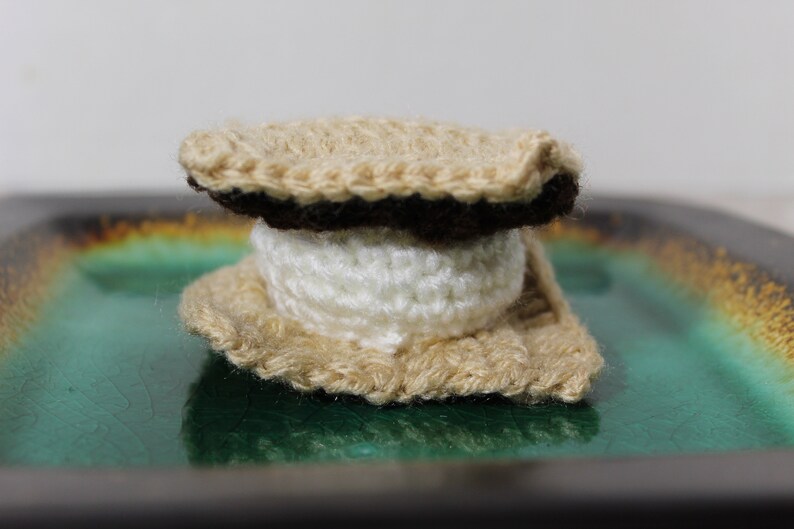 Smore, Campfire Food, Camping Food, Kids Play Food, Pretend Play, Crochet Smore, Dessert, Kids Play Kitchen, Crochet Smore, Amigurumi, Toy image 3