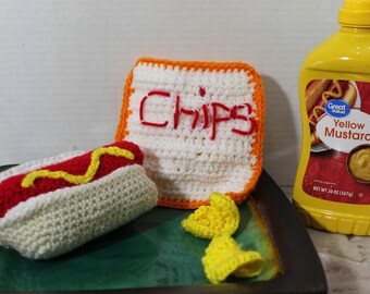 Crochet Hot Dog and Chips Play Food: Kids Kitchen Toy