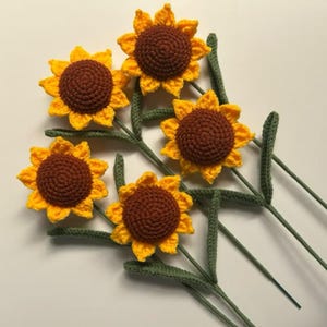 Sunflower Crochet, Flower Crochet, Flowers Bouquet, Knitted Sunflower for Home Decoration, Birthday Gift, Anniversary Gift, Housewarming