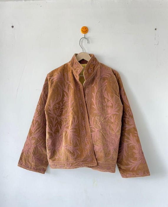 Suzani Velvet Jacket, Handmade Suzani Embroidery Jacket, Winter Wear Jacket Coat, Womens Coat, TNT Fabric Suzani Jacket, Robe, Gift For Her