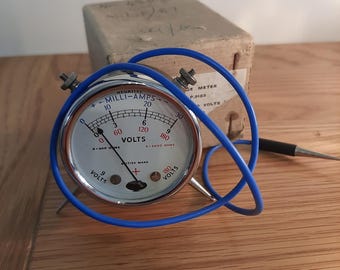 Vintage 3-range Electrical Meter. 1940's / 1950's radio test equipment. Working curio with visual appeal - original box. Lister Manchester