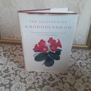 Vintage Horticulture Reference – The Illustrated Rhododendron by Pat Halliday, 2001 Hardcover Botany Guide
