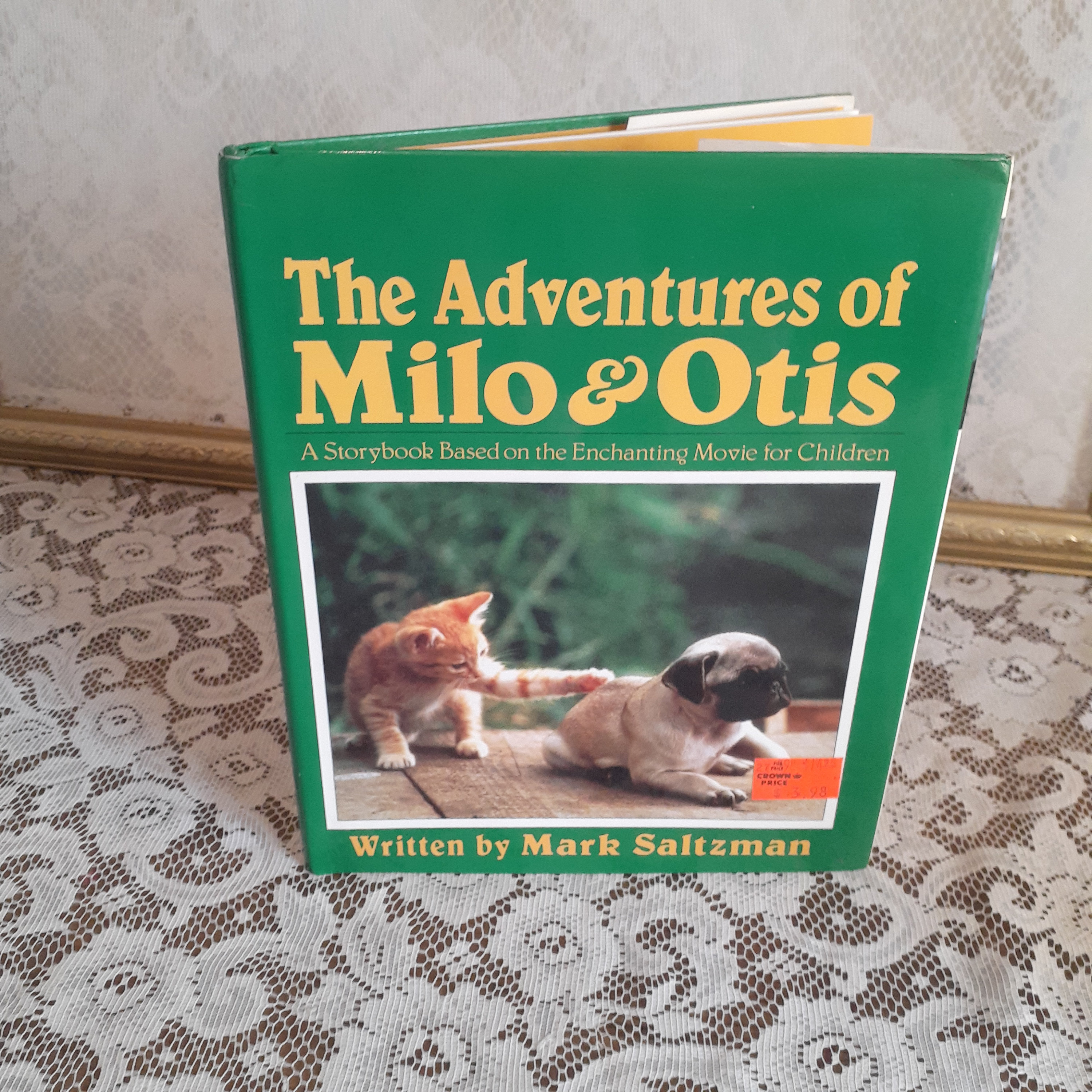 The Tragic Fate Of Milo And Otis: A Heartbreaking Story - mw161vx